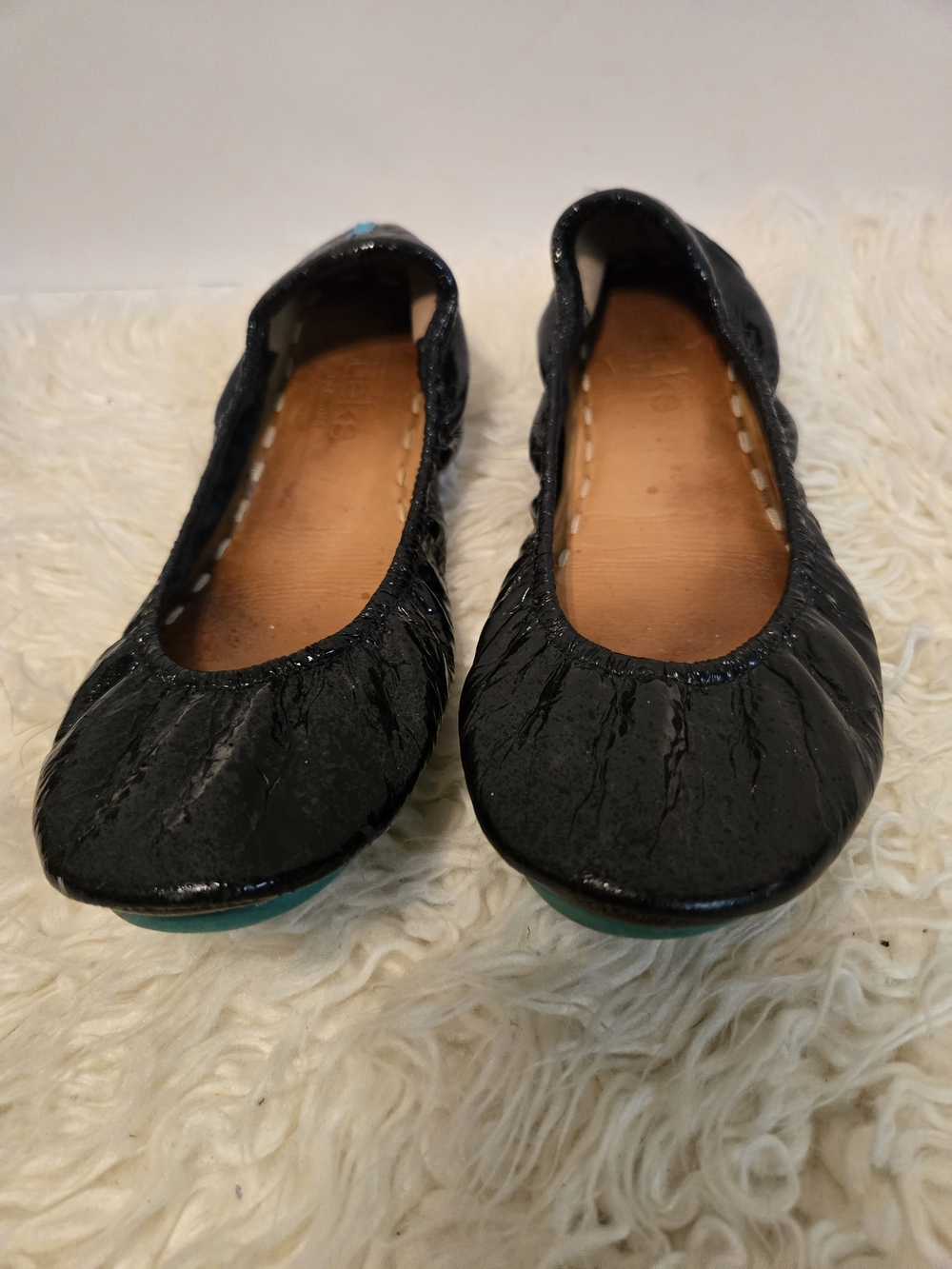 Tieks Obsidian Black Ballet Flat with Turquoise Sole - Picture 8 of 10
